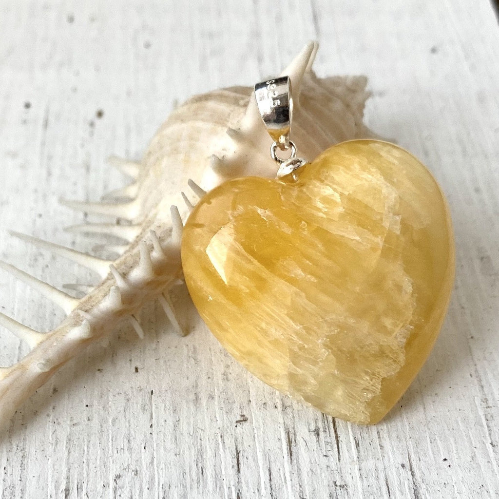 Collar de Plata con Corazon de Calcita Naranja - Komodo-fv