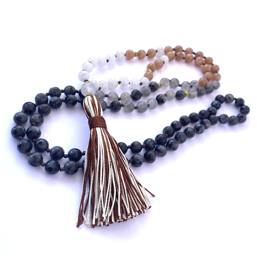 Rosario de Labradorita, Jade, Piedra de Sol y Cuarzo Gris - Komodo-fv